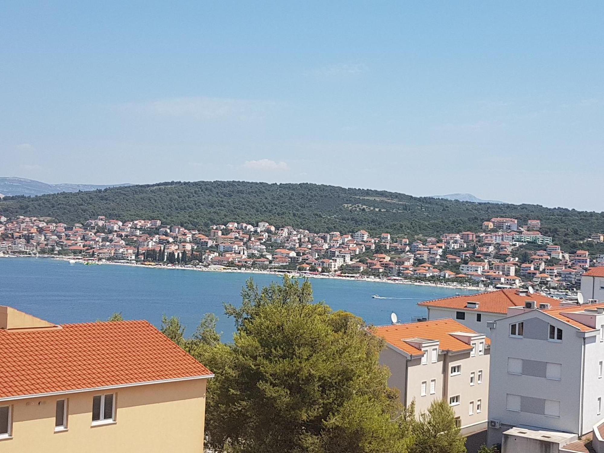 Apartment Tihana Trogir Extérieur photo