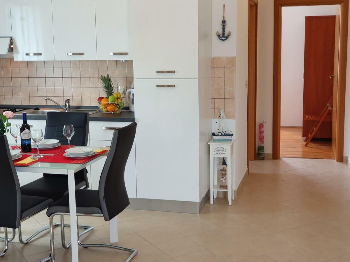 Apartment Tihana Trogir Extérieur photo
